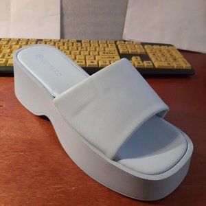 NEW! EETTARO Square Open Toe Block Heel Slip on Platform Sandals Blue Size 8